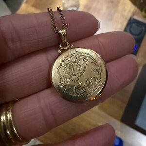 Vintage 12 kt Gold Filled Locket Necklace gf chain